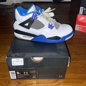 Air Jordan retro 4